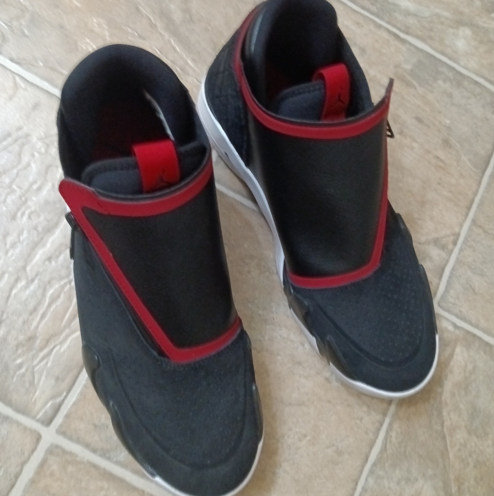 Men Jordans size 10 1/2